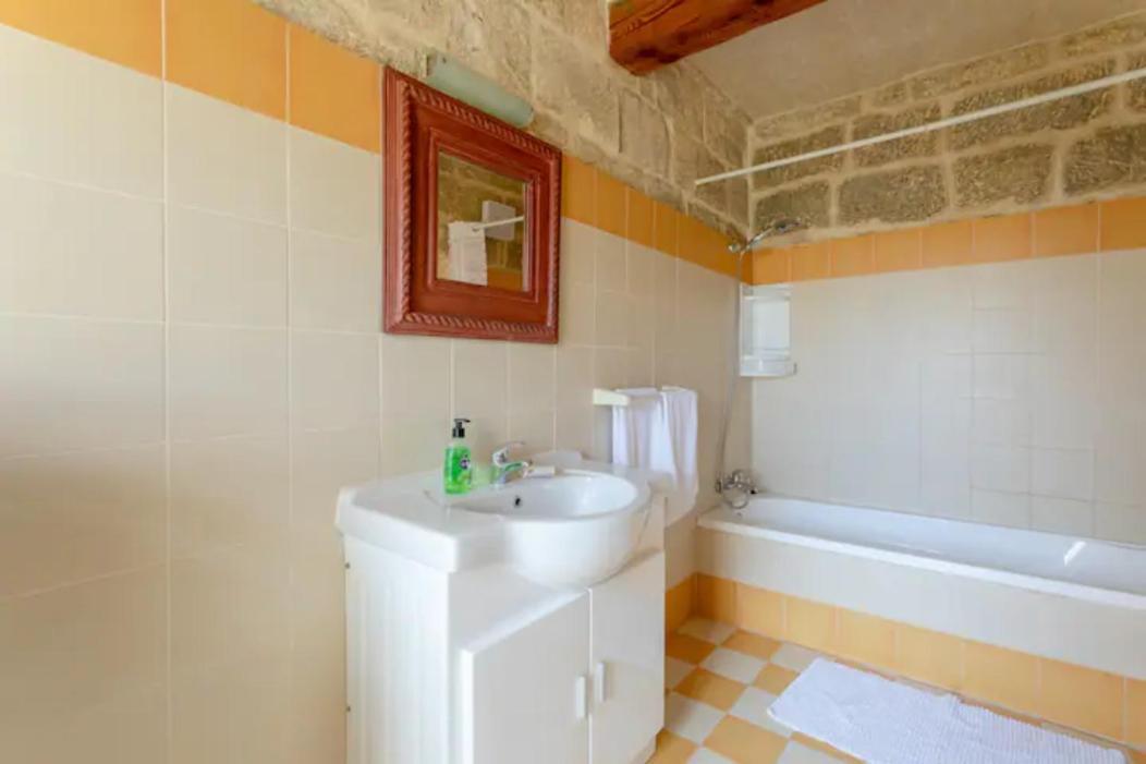 Għarb Ta' Frenc Farmhouse מראה חיצוני תמונה